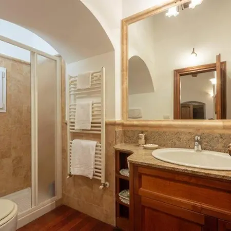 Elegant Ramaglianti Flat -santo Spirito District Florence